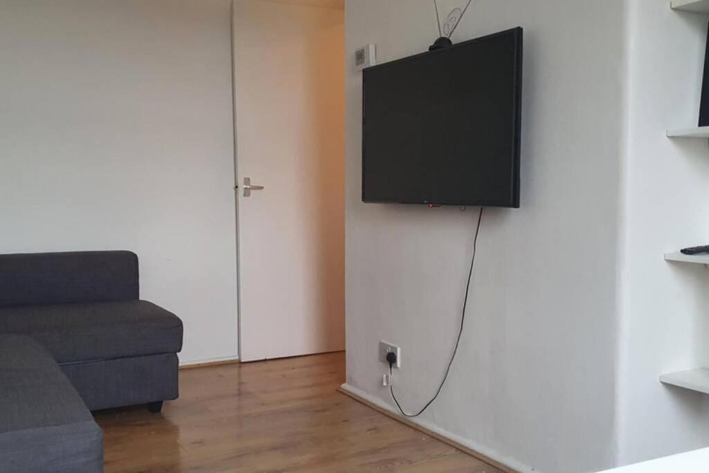 Central 1 Bedroom Apartment *Zone 1* Elephant And Castle Londen Buitenkant foto