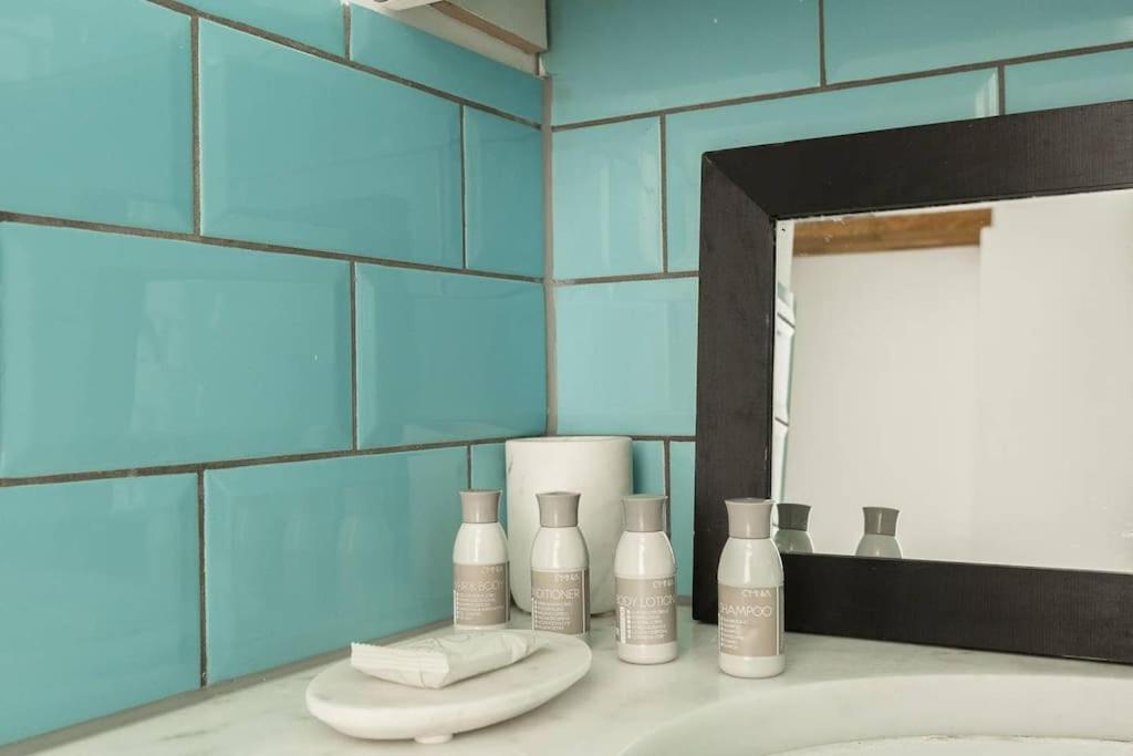 Central 1 Bedroom Apartment *Zone 1* Elephant And Castle Londen Buitenkant foto